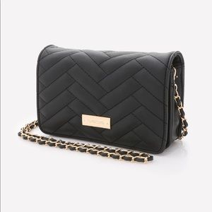 Bebe Sophia Black Quilted Crossbody W Gold Chain